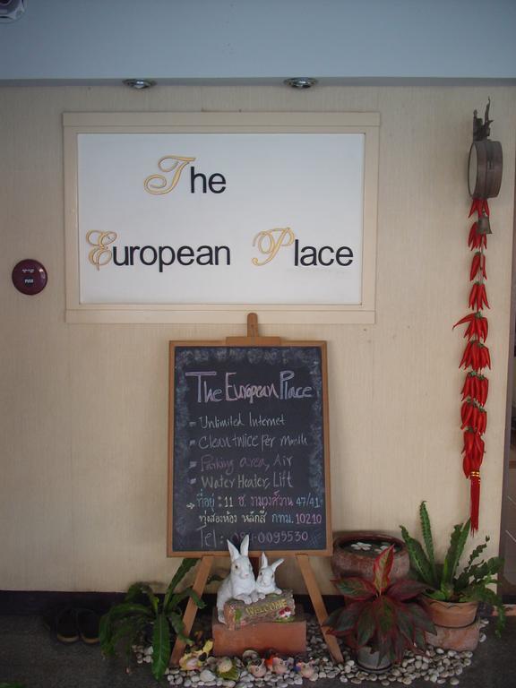 The European Place Banguecoque Exterior foto