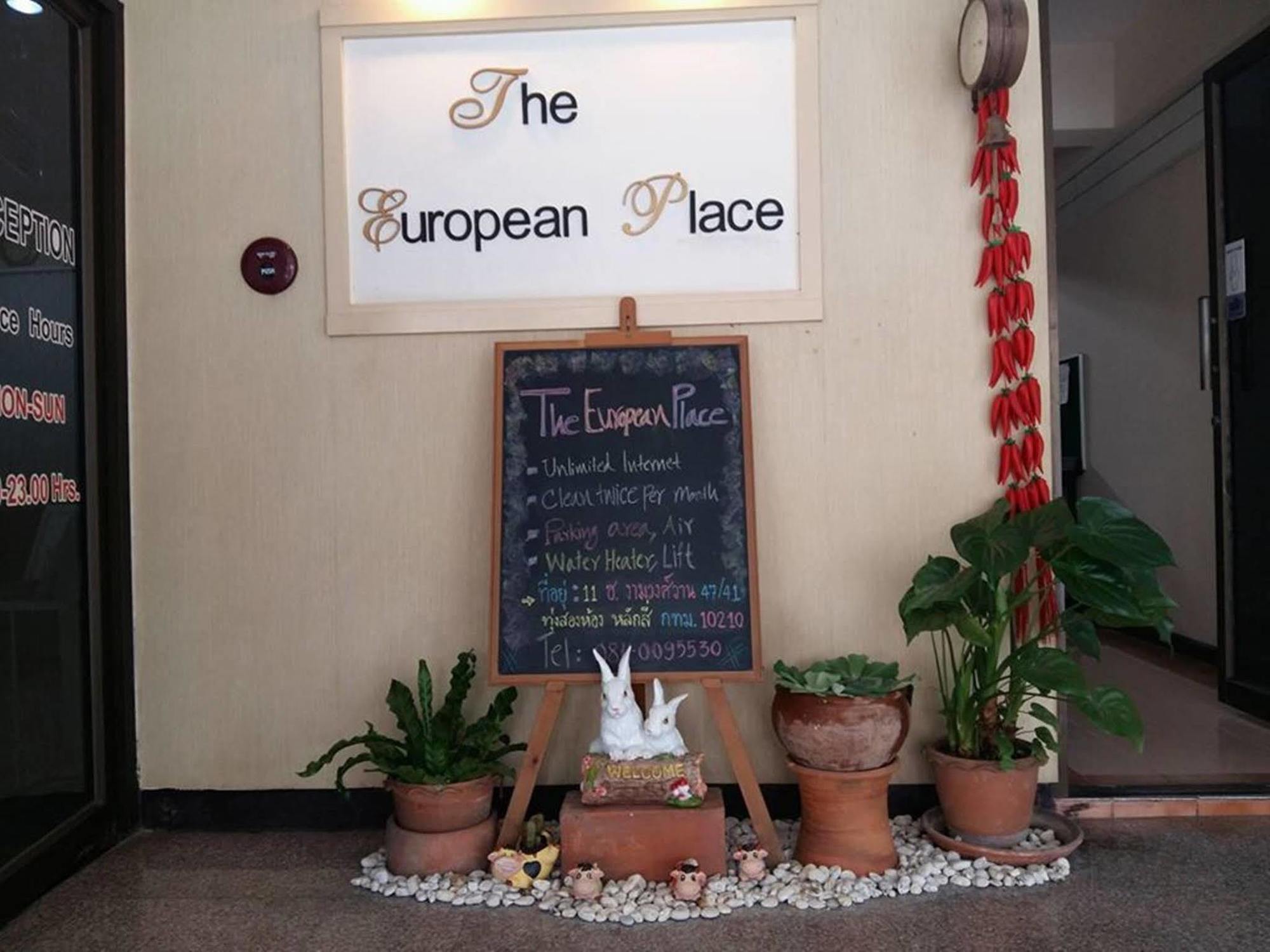 The European Place Banguecoque Exterior foto